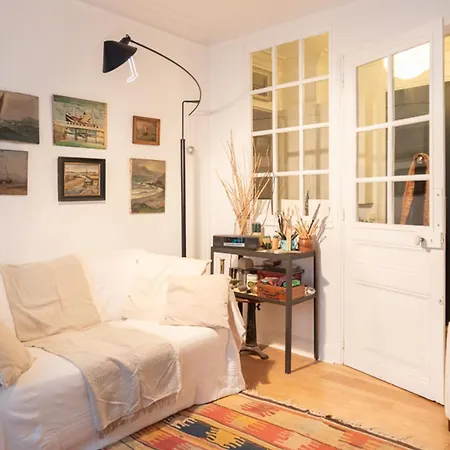 Charming 50 M Cocoon In 10th Appartamento